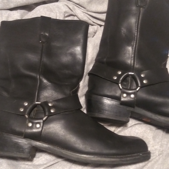 Men's boots - Picture 2 of 5